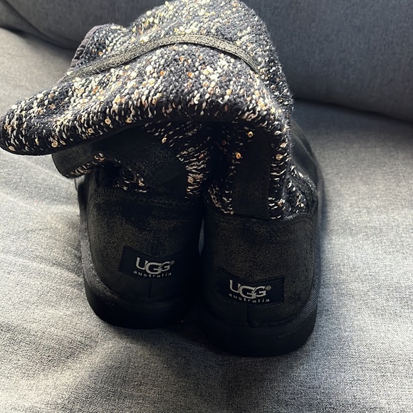 Ugg Boots - Picture 2 of 6